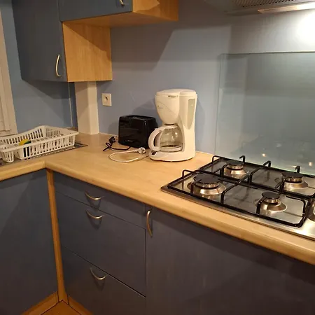Ferienhaus Caravan Kerlinga *
